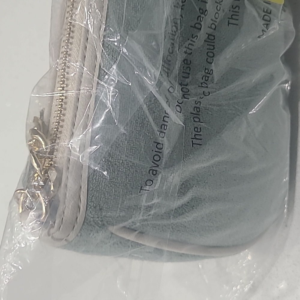 NWT Juicy By Juicy Couture Sage Floral Embroidered Shoulder Bag - Picture 7 of 7